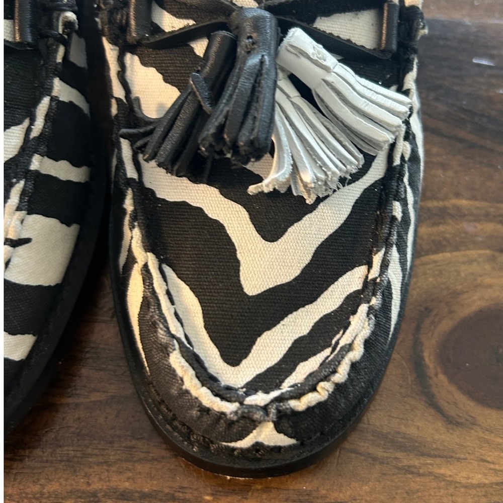 G.H. Bass Weejuns Tassel Loafers 7 Black White Zebra Animal Print Safari Preppy - Picture 5 of 10